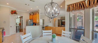 Sunny Stephenville Home w/ Pool: 4 Mi to Downtown