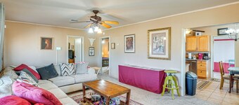 Elfrida Home w/ Yard & Fire Pit: 14 Mi to Wineries