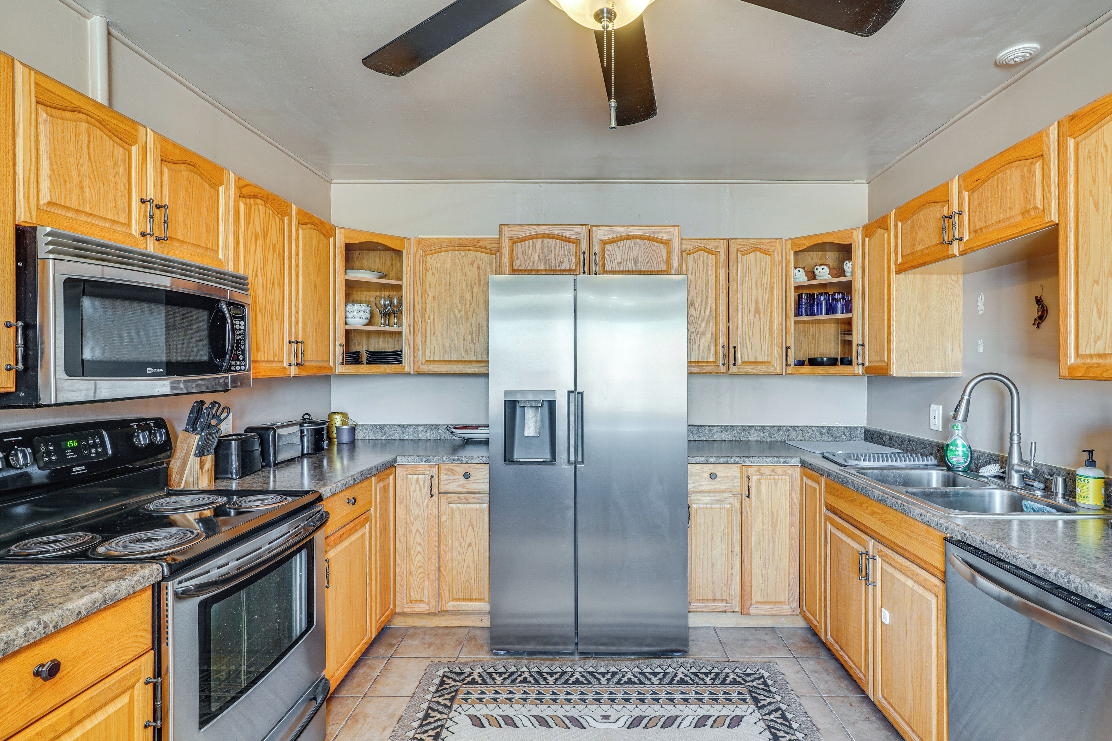 House (2 Bedrooms) | Interior