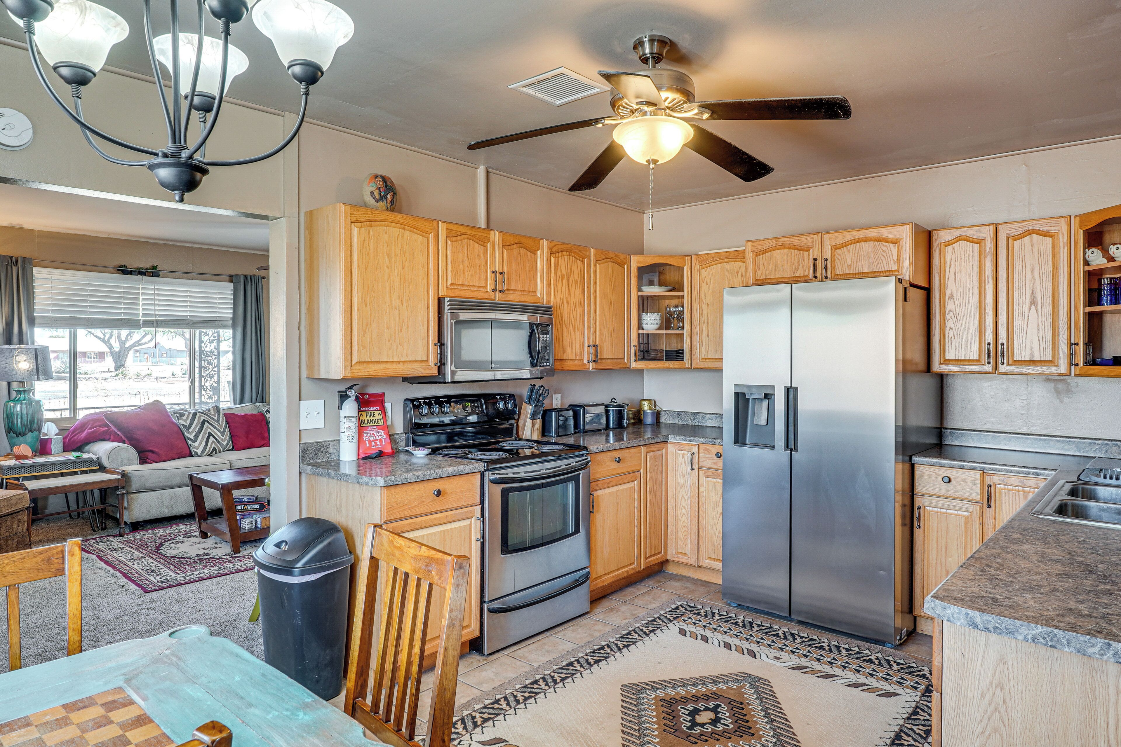 House (2 Bedrooms) | Interior