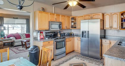 Elfrida Home w/ Yard & Fire Pit: 14 Mi to Wineries