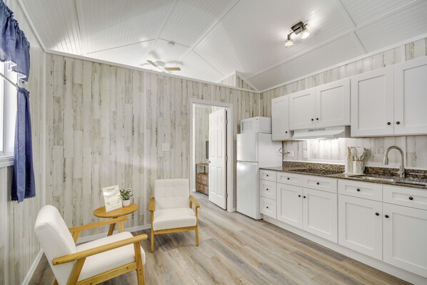 House (2 Bedrooms) | Front of property