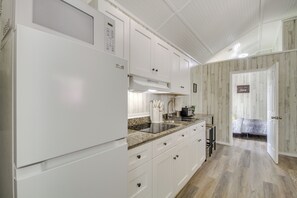 House (2 Bedrooms) | Interior - Picayune Tiny Home Rental ~ 11 Mi to Space Center! (Picayune)