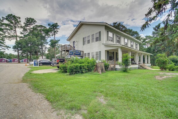 House (2 Bedrooms) | Interior - Picayune Tiny Home Rental ~ 11 Mi to Space Center! (Picayune)