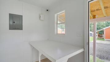 House (2 Bedrooms) | Bahagian dalam