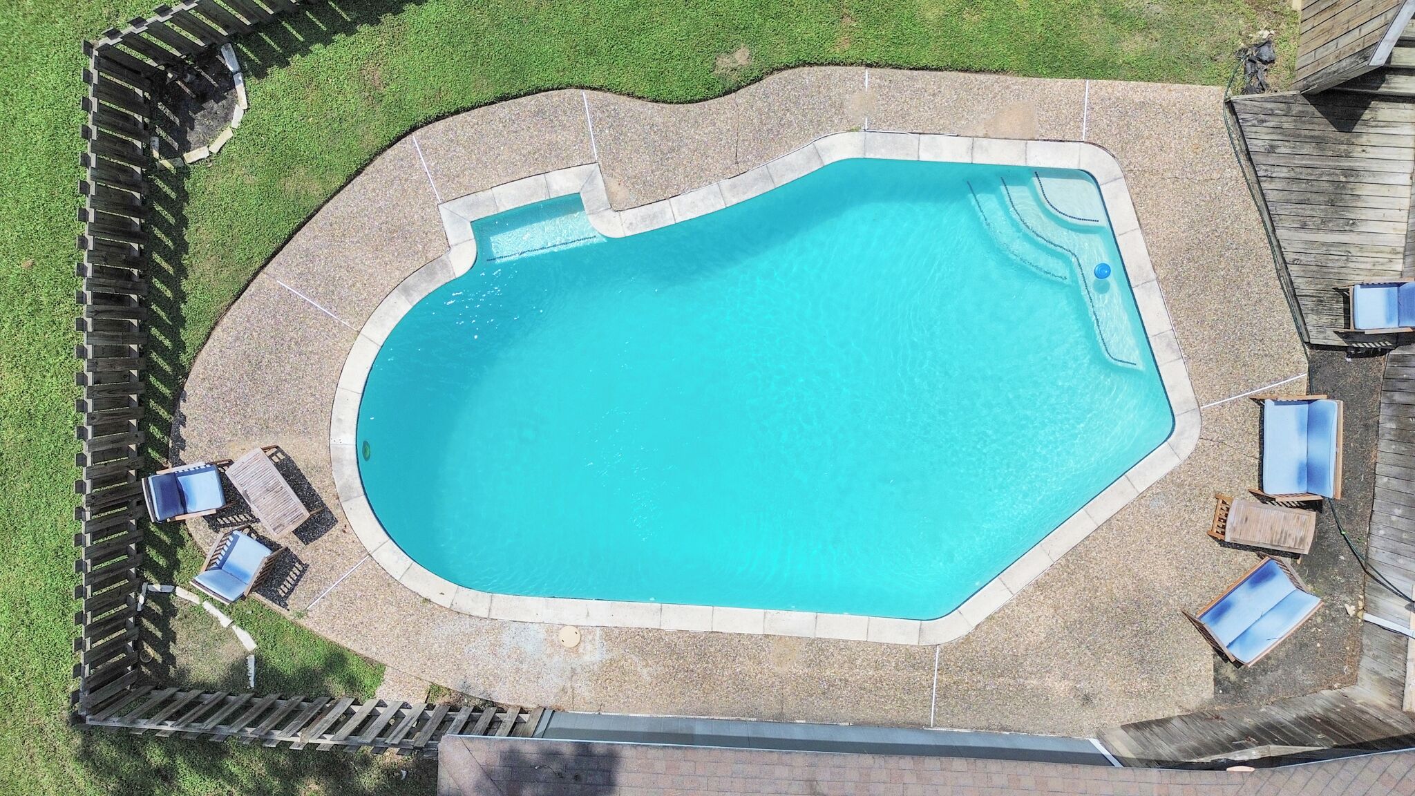 Tranquil 6-Bedroom w/ Pool: 25 Min to Downtown FG