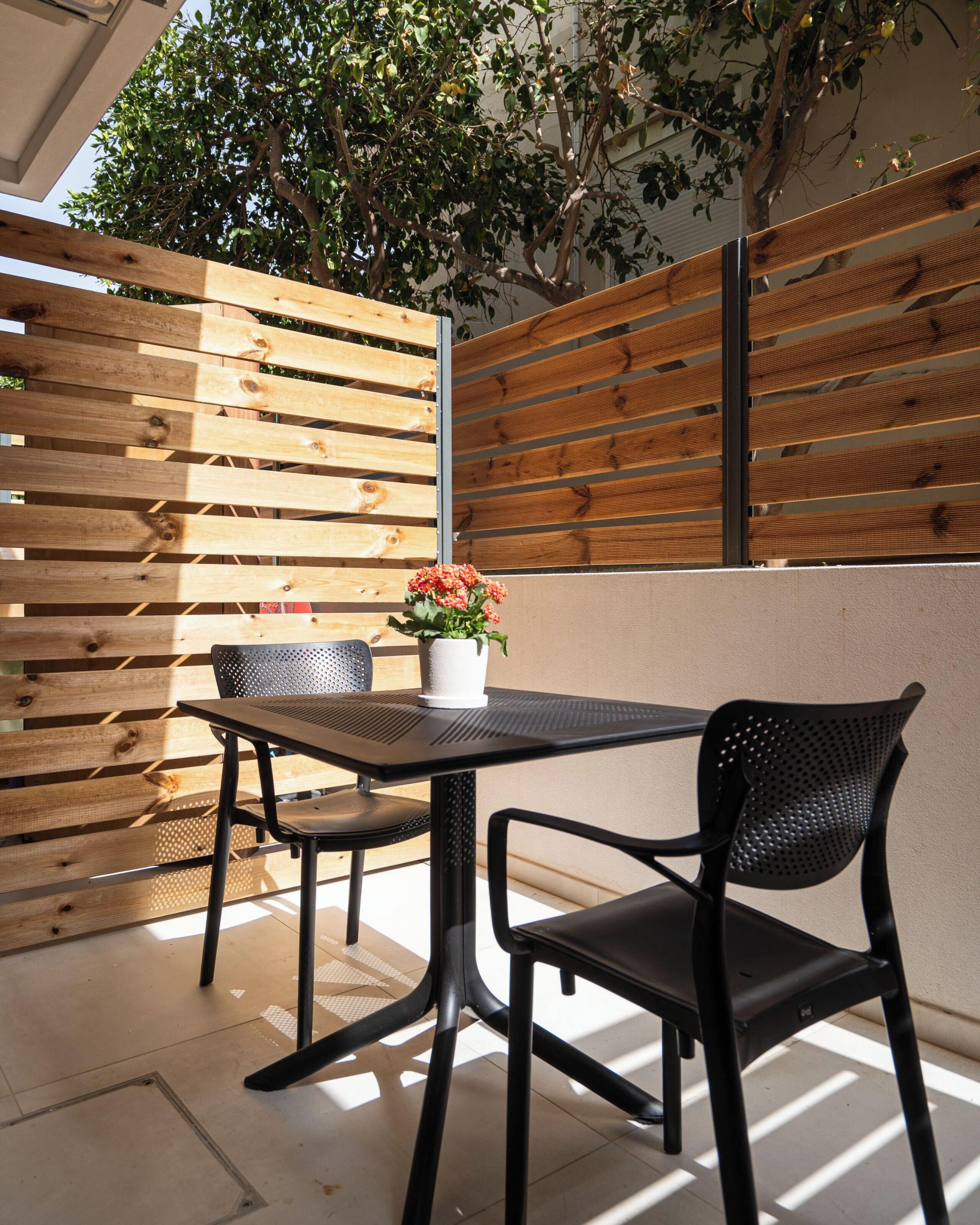 Appartement classique, cuisine | Terrasse/patio