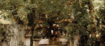 Mas Provençale de 20 Chambres Avec Salles de Bain Privatives Dans un Parc 3ha