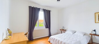 House with garden in a quiet place for 6