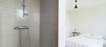 House with garden in a quiet place for 6