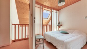 Room - 350 m from the beach – House for 5 – Garden & BBQ (Sarzeau)