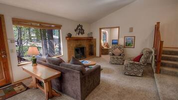 Nhà, 3 phòng ngủ | Khu phòng khách