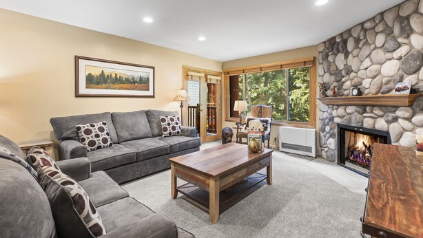 Unclassified image, 1 of 45, button - Snow Flower 068 3 Bedroom Condo by RedAwning (Park City)