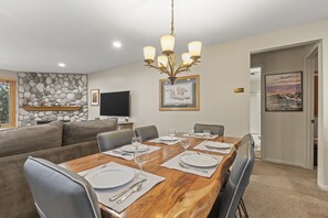 Apartment, 3 Schlafzimmer | Speisen