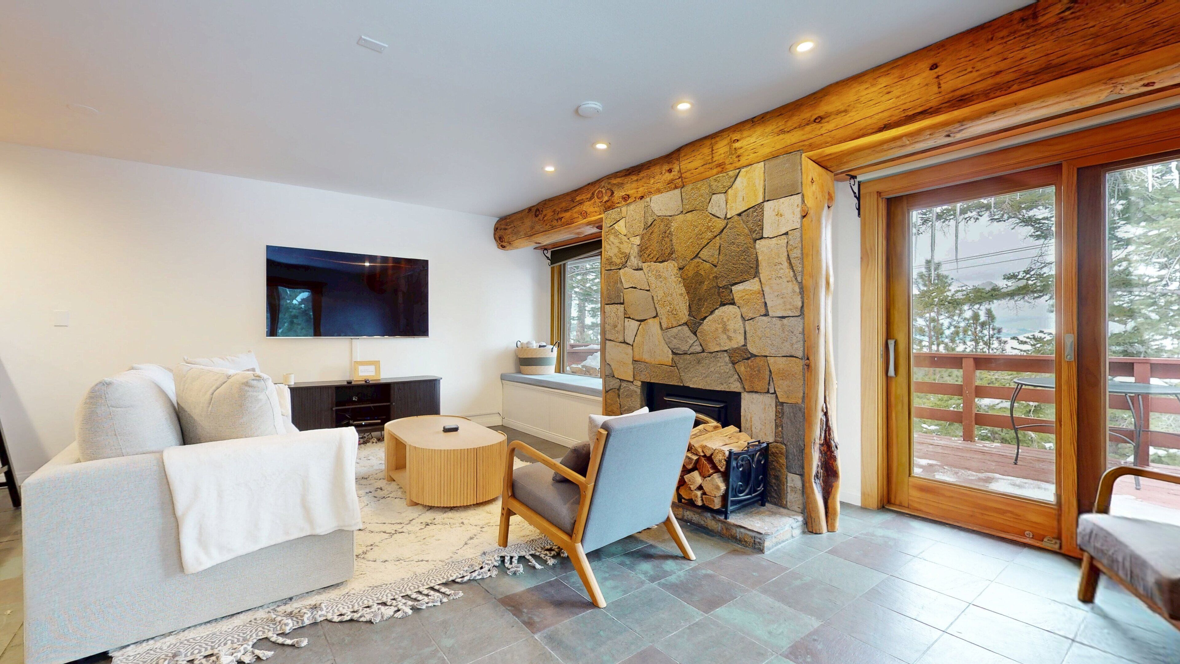 Condo, 3 Bedrooms | Living area | Smart TV