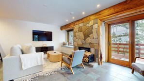 Condo, 3 Bedrooms | Living area | Smart TV - Lakeview Villas #09 3 Bedroom Condo by RedAwning (Mammoth Lakes)