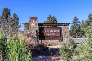 Condo, 3 Bedrooms | Exterior - Lakeview Villas #09 3 Bedroom Condo by RedAwning (Mammoth Lakes)