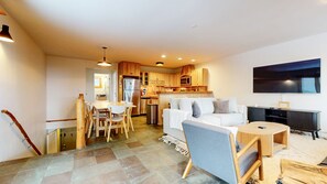 Condo, 3 Bedrooms | Living area | Smart TV - Lakeview Villas #09 3 Bedroom Condo by RedAwning (Mammoth Lakes)