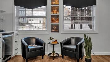 Smart TV, fireplace, table football