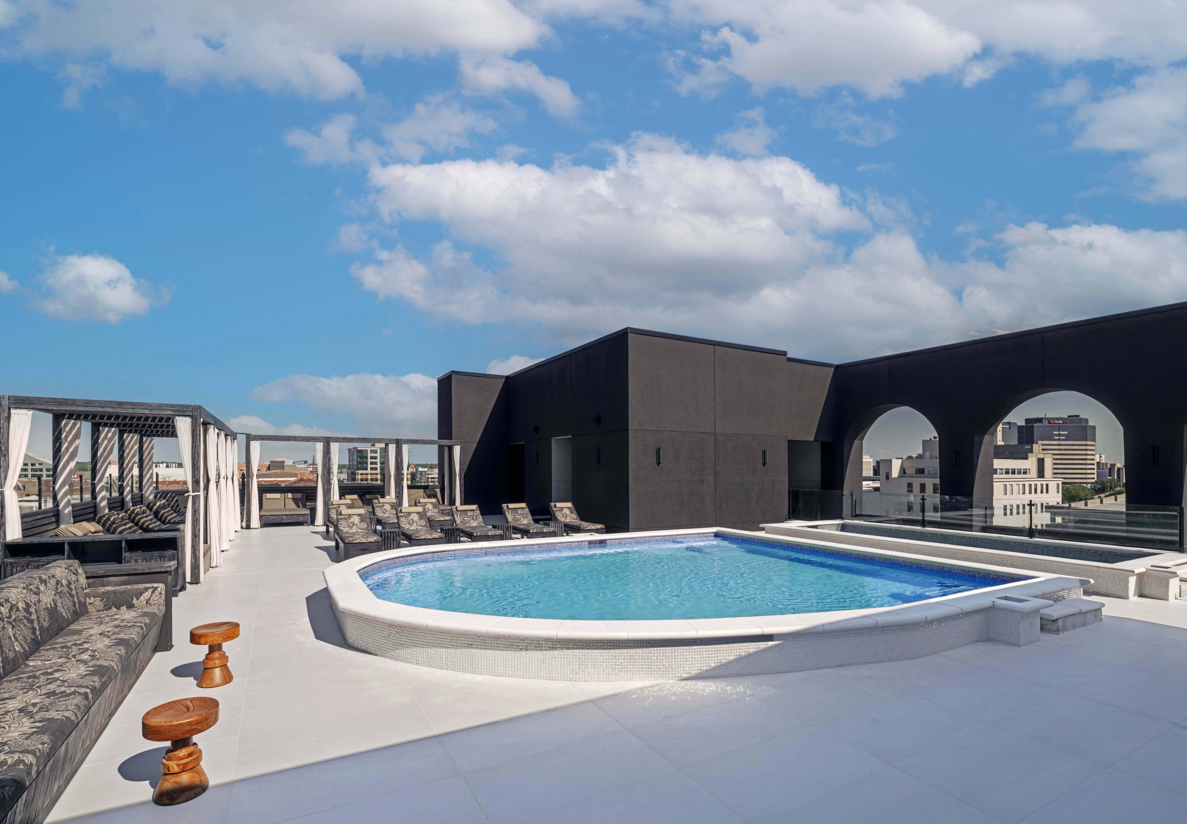 Piscina externa sazonal
