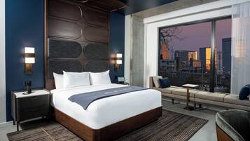 Room, 1 King Bed, Corner