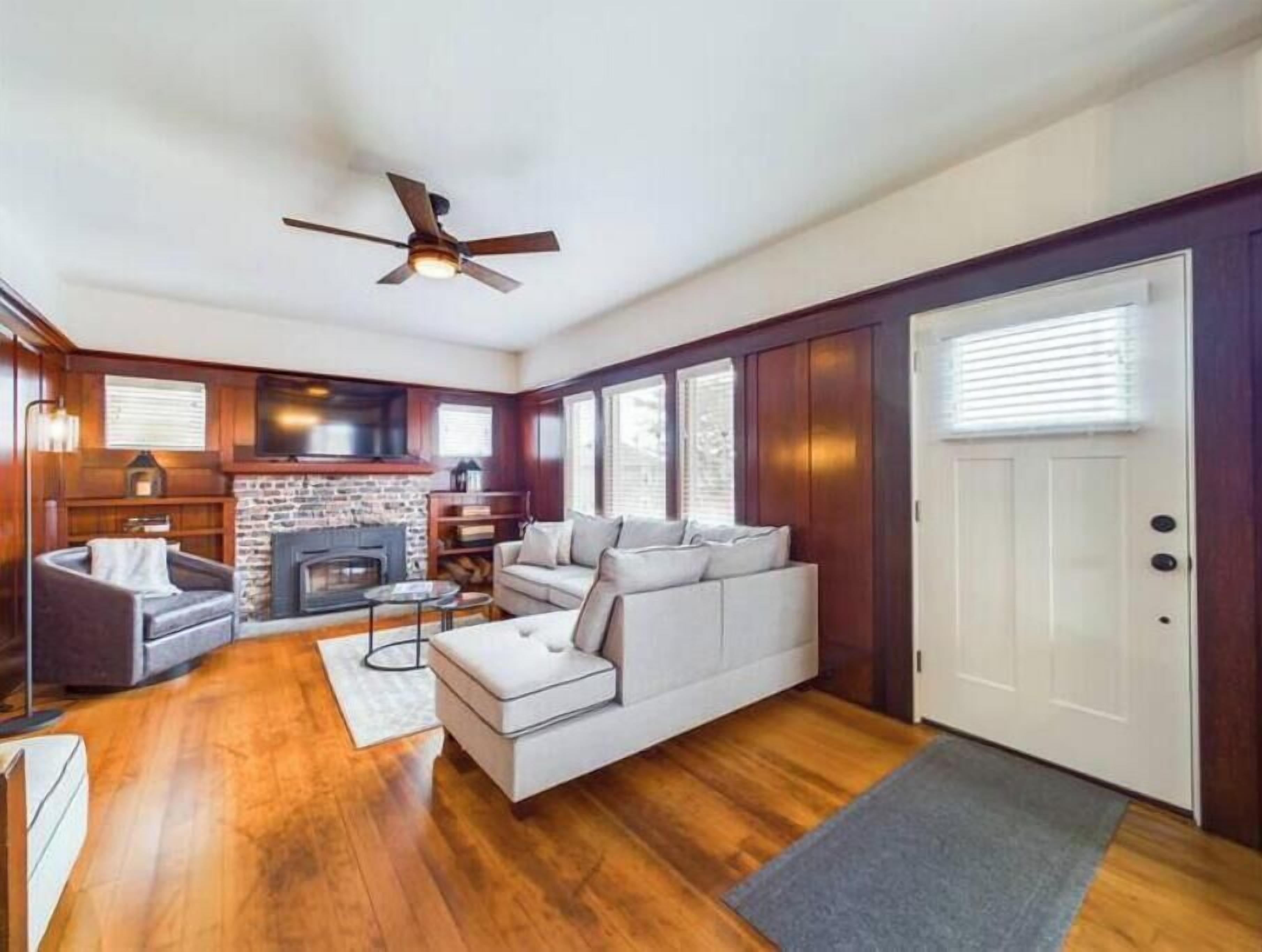 Smart TV, fireplace, books