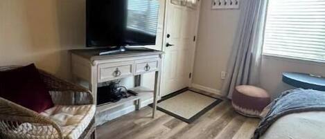 1 chambre, bureau, Wi-Fi gratuit, draps fournis