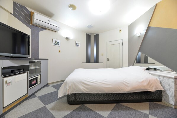 Quarto solteiro básico, para não fumantes (Pet not allowed) | Individualmente decorados, roupa de cama