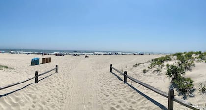 PRIVATE POOL🏊 — STUNNING Single-family, new construction - steps to the beach!