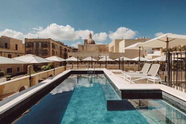 Aerial view - San Karlu Hotel (Valletta)