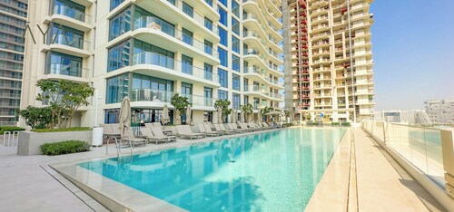 Aya - Exquisite Beachfront 1BR Living in Palm Jumeirah