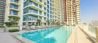 Aya - Exquisite Beachfront 1BR Living in Palm Jumeirah