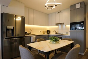 Apartment | 2 bedrooms, Internet - w Sensational 2BR w Perfect View in Miraflores (Lima)