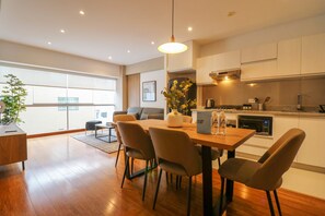 Apartment | 2 bedrooms, Internet - w Glorious 2BR w Amazing Deco in Barranco (Lima)