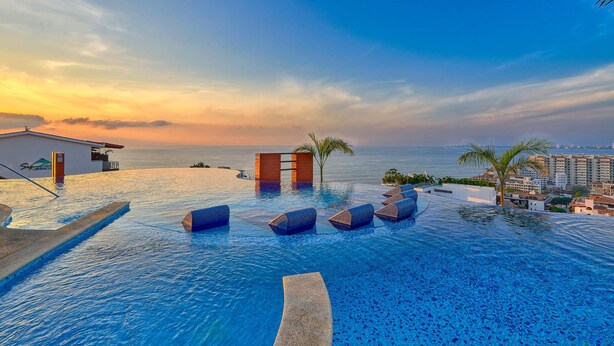 Apartment | 1 bedroom, high-speed internet - Residences by Pinnacle 207 (Puerto Vallarta)