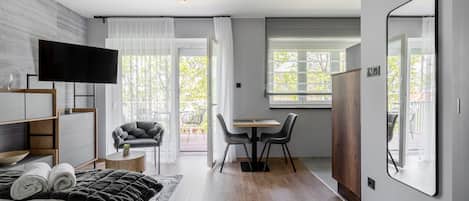 Studio | 1 bedroom, soundproofing, free WiFi