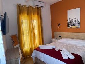 1 chambre, draps fournis