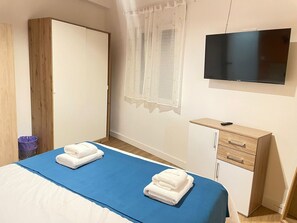 1 habitación y ropa de cama 
