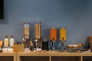 Desayuno continental incluido todos los días