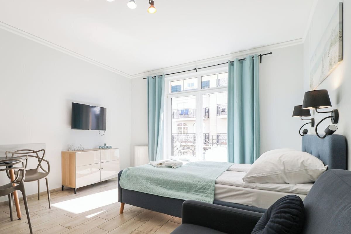Suite estudio estándar, 1 cama Queen size y sofá cama | 1 habitación, decoración personalizada y muebles diferentes