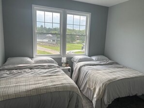 4 habitaciones, wifi y ropa de cama 