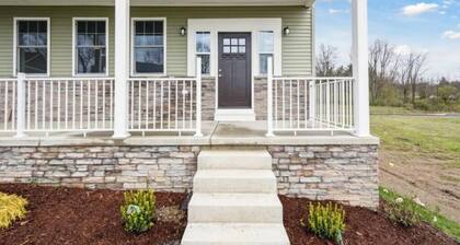 Brand New Home On Beautiful Blackthorn Golf Club