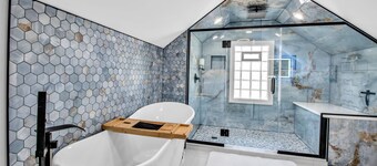 Kenmore Luxy Loft