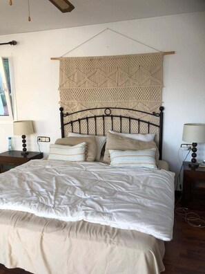 6 soveværelser, strygejern/strygebræt, internetforbindelse