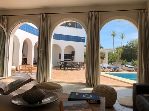 Charming Villa Son Parc