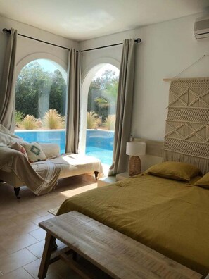6 bedrooms, iron/ironing board, internet - Charming Villa Son Parc (Son Parc)
