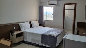 Adapted Luxury | In-room safe, laptop workspace, iron/ironing board, free WiFi - Maper Ouro by Easy Hotels (Parauapebas)