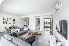 Villa (3 Bedrooms) | Interior - By The Bay 32 (Paralimni)