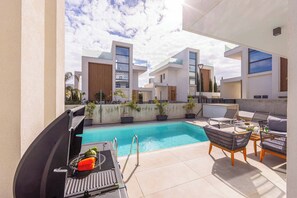 Villa (3 Bedrooms) | Esterni