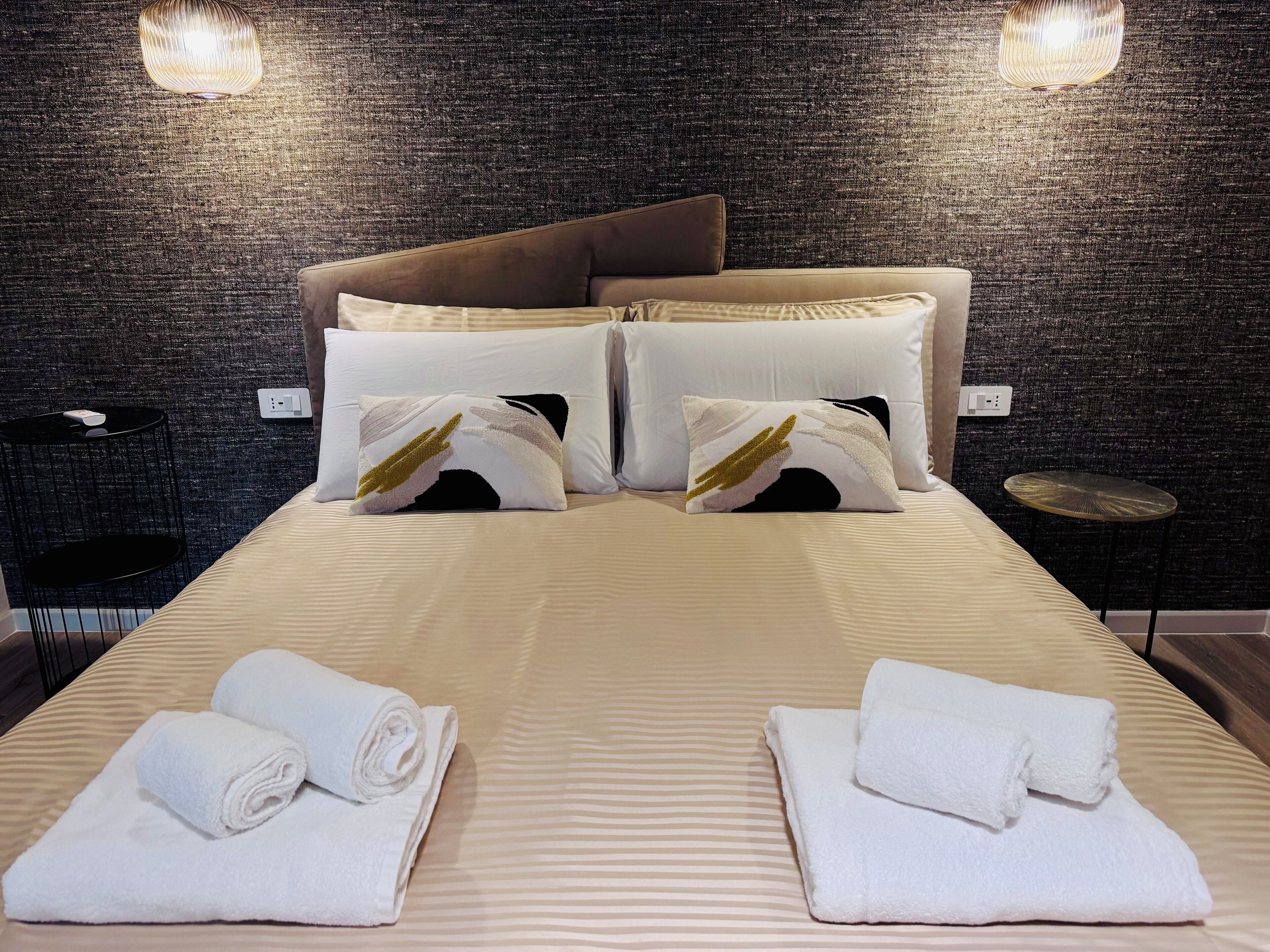 Standard Room | Hypo-allergenic bedding, down duvets, memory-foam beds, free minibar